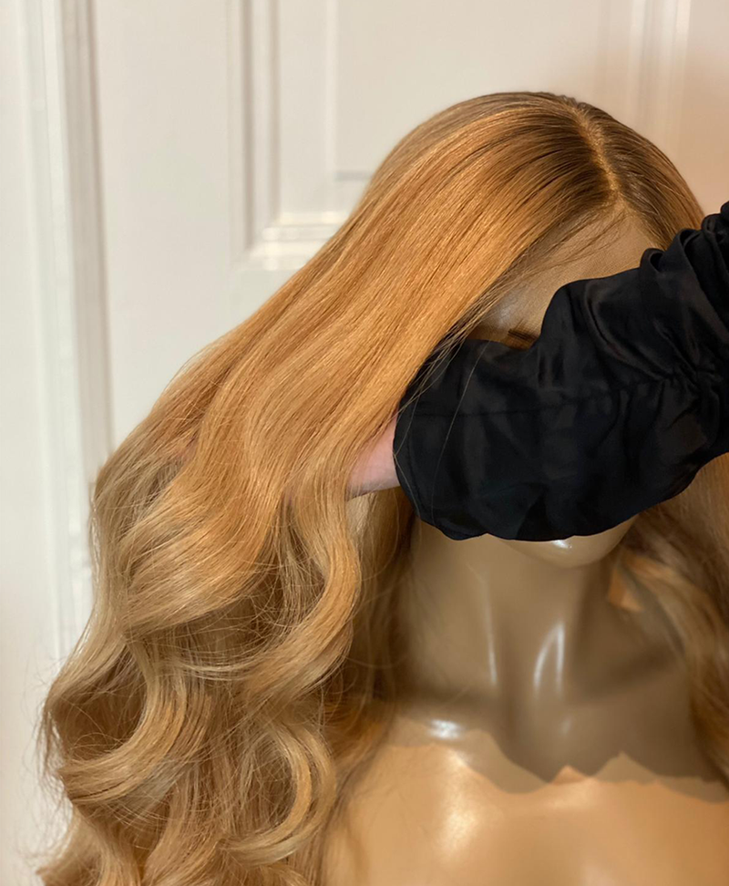 The Full Moon Wig