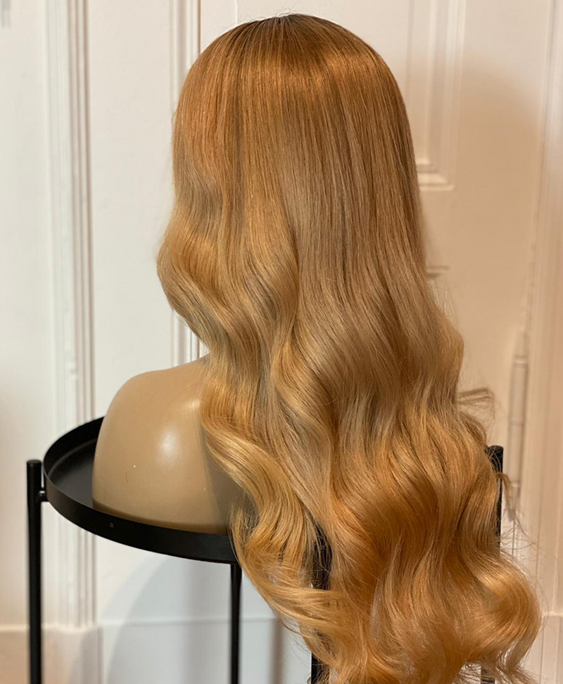 The Full Moon Wig